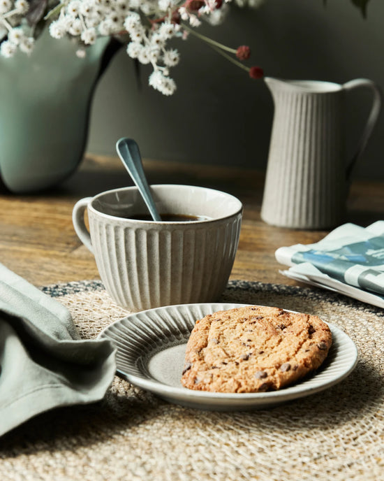 Cake plate, HDPleat, Grey, Brown