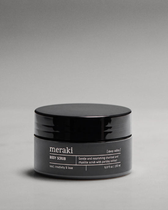 Bodyscrub med trækul, Deep valley, 200 ml